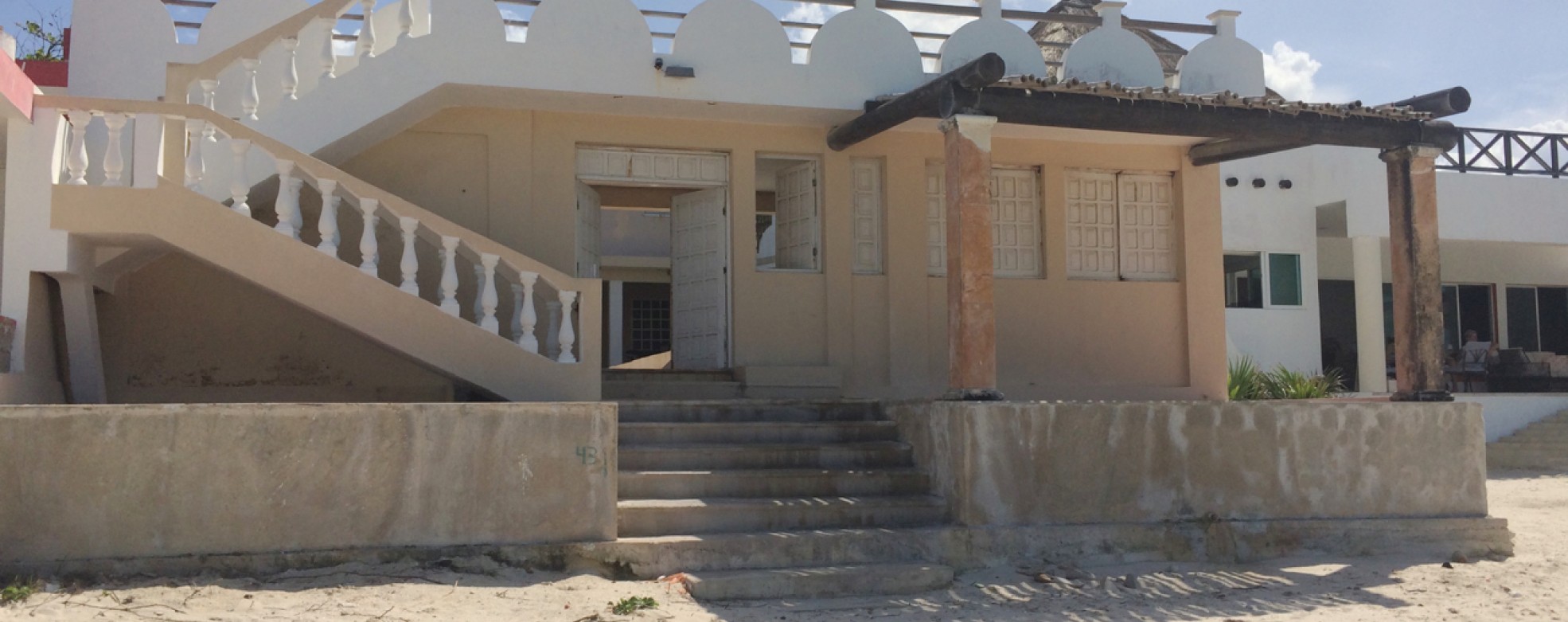 TWO STORY BEACH FRONT HOUSE IN CHELEM MEXICO Yucatan Real Estate We